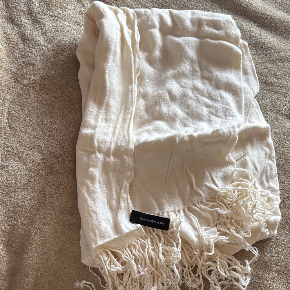 Jones New York Ivory Fringe Scarf